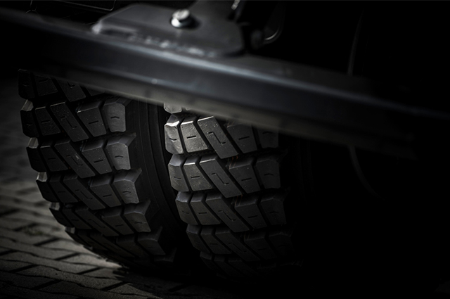 How to choose truck tires